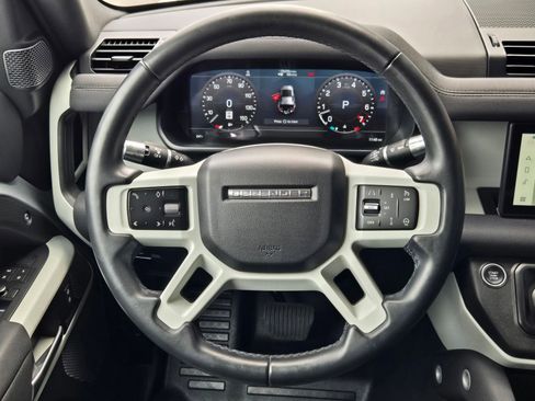 Used 2020 Land Rover Defender 110 SE AWD/4WD image 14