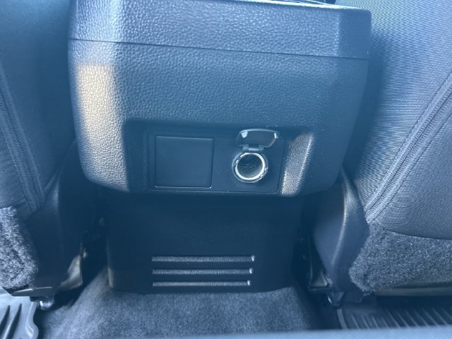 Used 2024 Toyota Tacoma SR5 AWD/4WD image 30