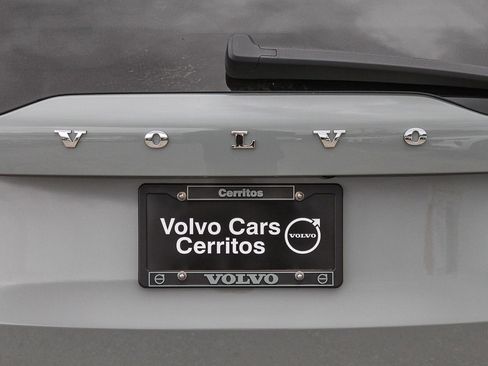 New 2026 Volvo XC90 T8 Ultra w/ Protection Package Premier AWD/4WD image 10
