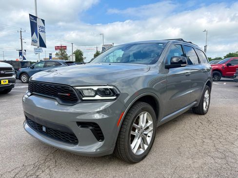 Used 2024 Dodge Durango GT AWD/4WD image 6