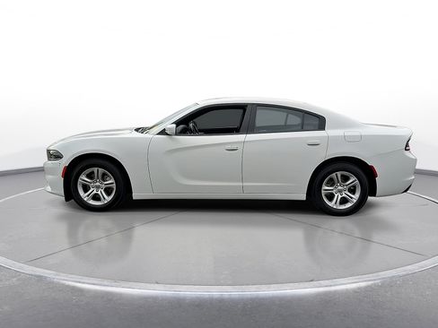 Used 2022 Dodge Charger SXT RWD image 5