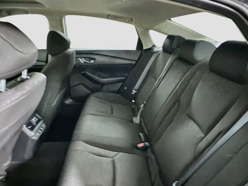 Used 2025 Honda Accord SE image 27