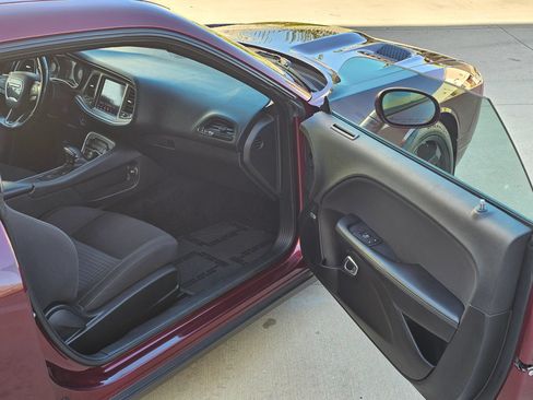 Used 2019 Dodge Challenger R/T Scat Pack RWD image 20