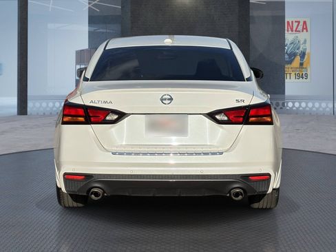 Used 2021 Nissan Altima 2.5 SR w/ SR Premium Package FWD image 5