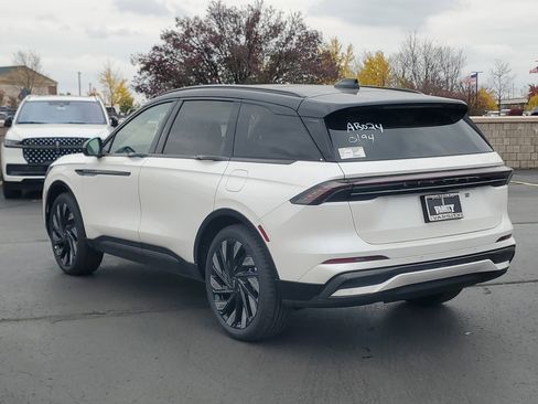 New 2026 Lincoln Nautilus Reserve w/ Jet Appearance Package image 3