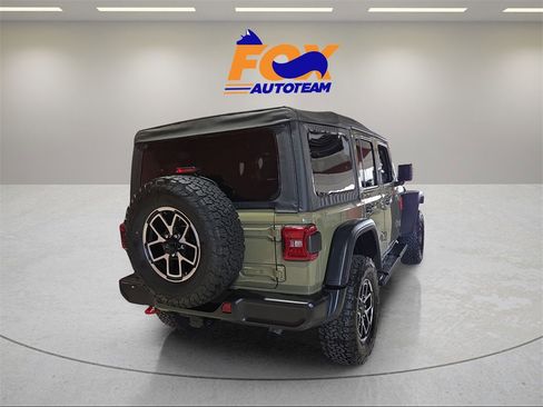 Used 2025 Jeep Wrangler Unlimited Rubicon image 5