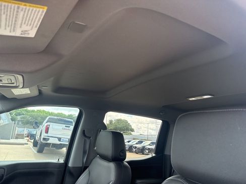 Used 2021 GMC Sierra 1500 SLT RWD image 19