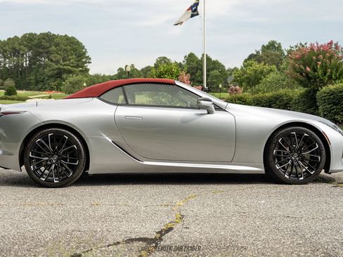 Used 2022 Lexus LC 500 Convert w/ Accessory Package RWD image 16