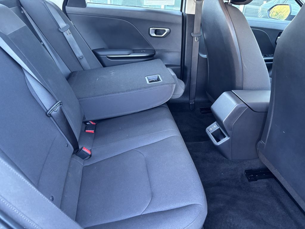 Used 2026 Kia K4 FWD image 26
