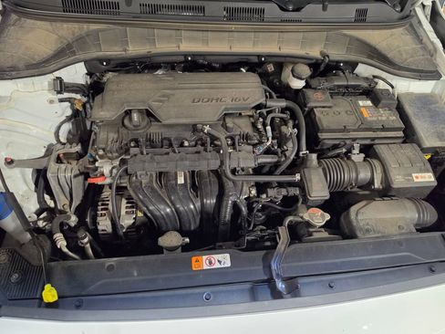Used 2023 Hyundai Kona SEL w/ Convenience Package FWD image 9