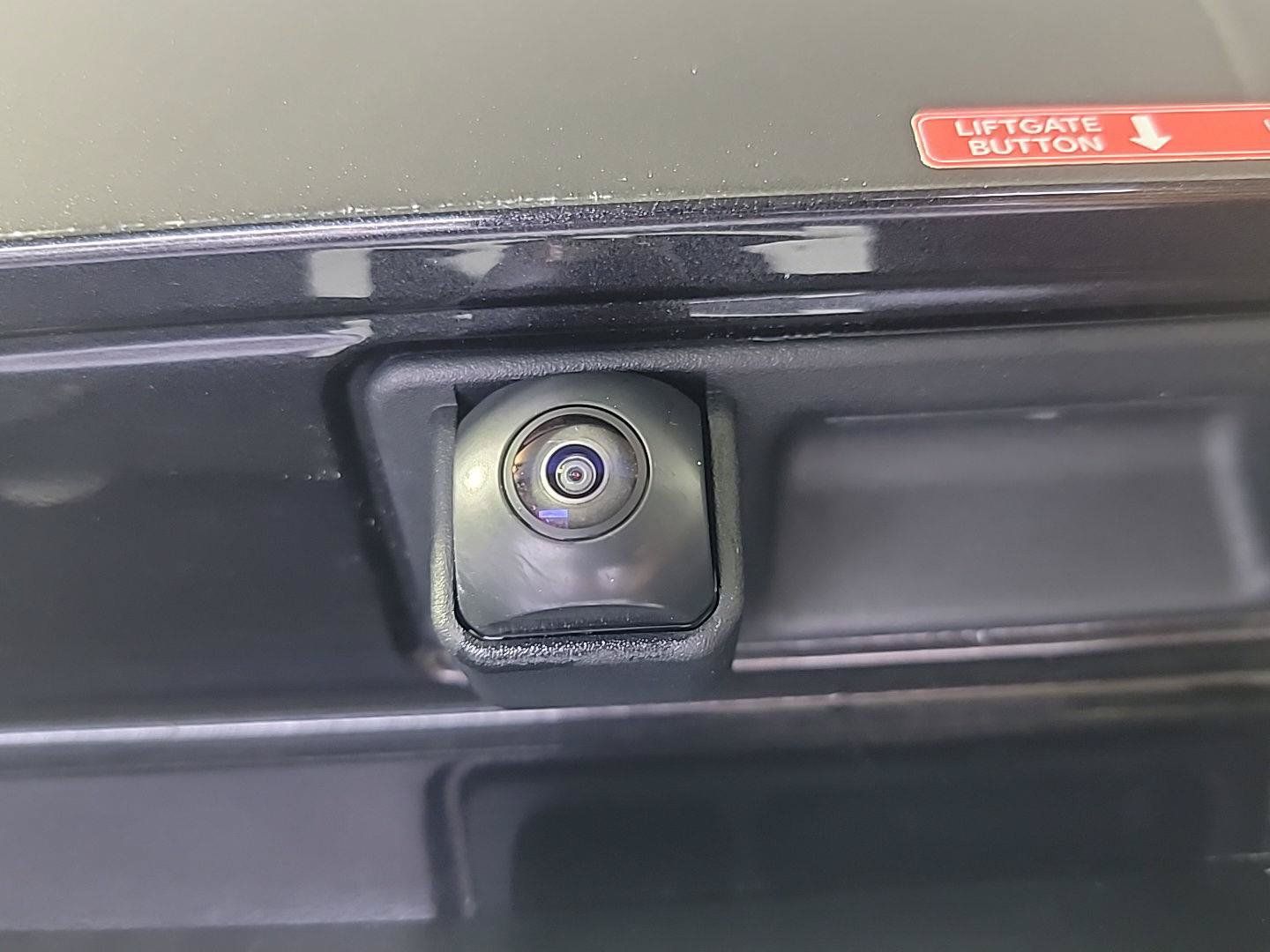 Certified 2026 Kia Carnival EX FWD image 9