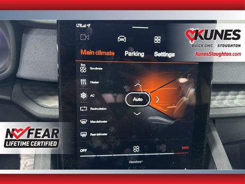 Used 2022 Polestar Polestar 2 w/ Performance Package image 30