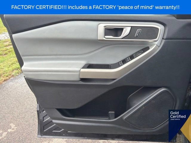 Used 2022 Ford Explorer XLT w/ Equipment Group 202A AWD/4WD image 30
