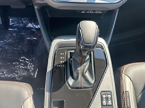 New 2025 Subaru Crosstrek 2.5i Limited w/ Popular Package #3A image 12