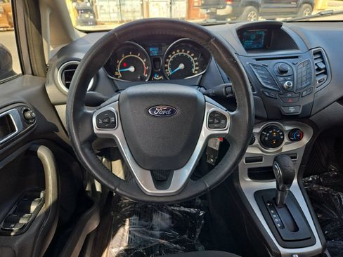 Used 2014 Ford Fiesta SE FWD image 13