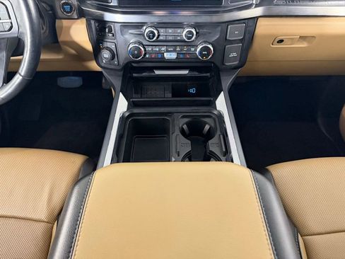 Used 2024 Ford F250 Lariat w/ Lariat Ultimate Package AWD/4WD image 16
