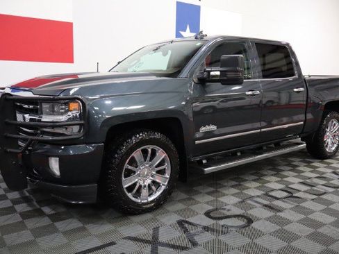 Used 2018 Chevrolet Silverado 1500 High Country AWD/4WD image 2