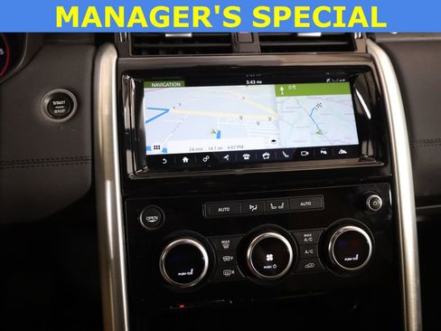 Used 2018 Land Rover Discovery HSE AWD/4WD image 30