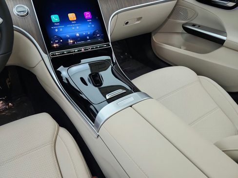 New 2026 Mercedes-Benz C 300 Sedan image 11