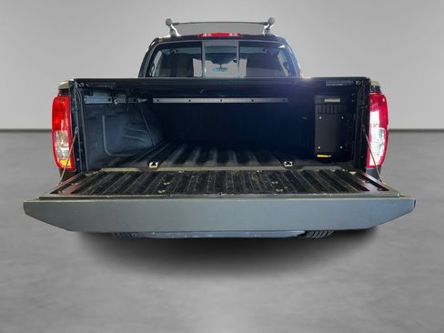 Used 2016 Nissan Frontier PRO-4X w/ Pro-4x Luxury Package AWD/4WD image 12