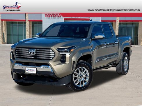 Certified 2025 Toyota Tacoma Limited image 1
