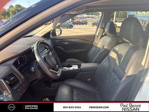 Certified 2021 Nissan Rogue Platinum FWD image 25