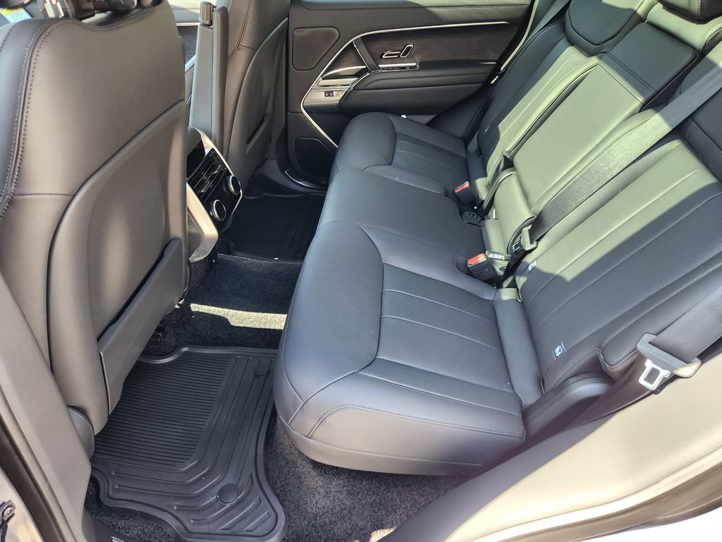 New 2026 Land Rover Range Rover SE AWD/4WD image 11