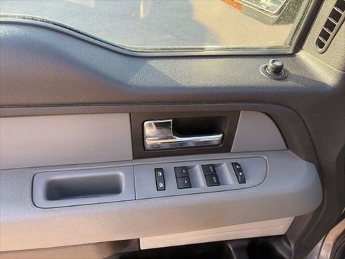 Used 2014 Ford F150 XLT w/ Equipment Group 302A Luxury AWD/4WD image 8