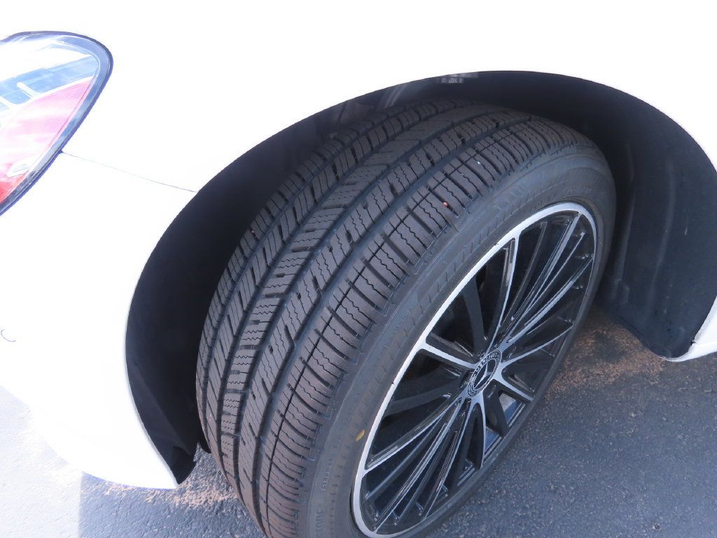 Used 2019 Mercedes-Benz C 300 Sedan image 14