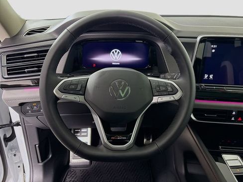 New 2026 Volkswagen Atlas Peak Edition AWD/4WD image 12