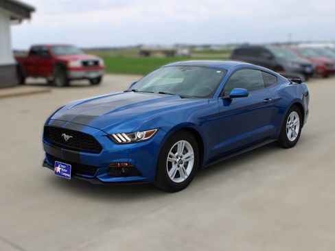 Used 2017 Ford Mustang Coupe w/ Interior & Wheel Package RWD image 1