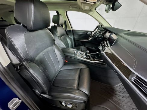 Used 2021 BMW X7 xDrive40i w/ Premium Package AWD/4WD image 29