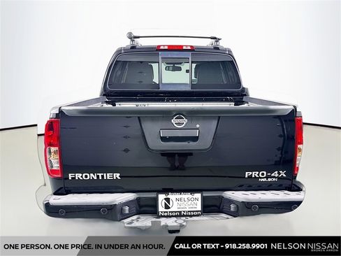 Used 2014 Nissan Frontier PRO-4X w/ Pro-4x Luxury Package image 6