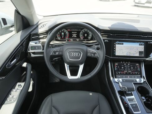 Certified 2025 Audi Q8 Premium Plus w/ Premium Plus Package image 25