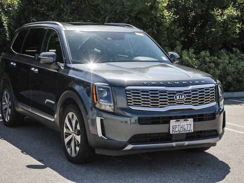 Used 2020 Kia Telluride S FWD image 3