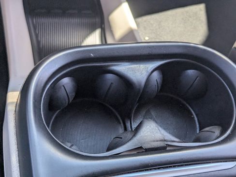 Used 2021 Chrysler Voyager Lxi image 26