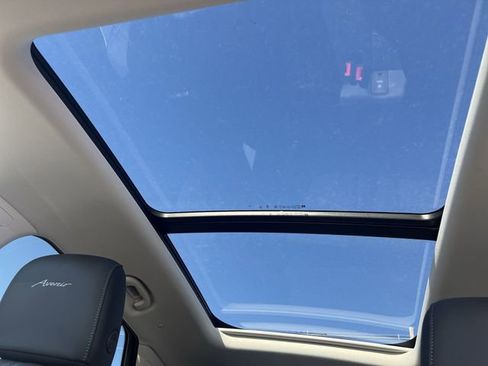 New 2026 Buick Envision Avenir image 25