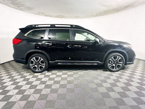 Used 2023 Subaru Ascent Touring AWD/4WD image 2