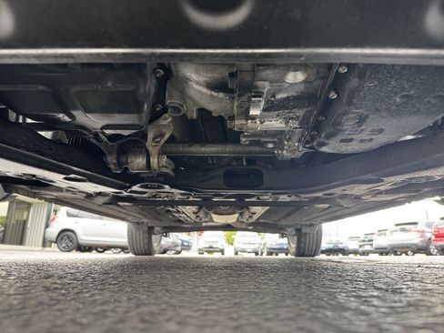 Used 2016 Nissan Juke S FWD image 12