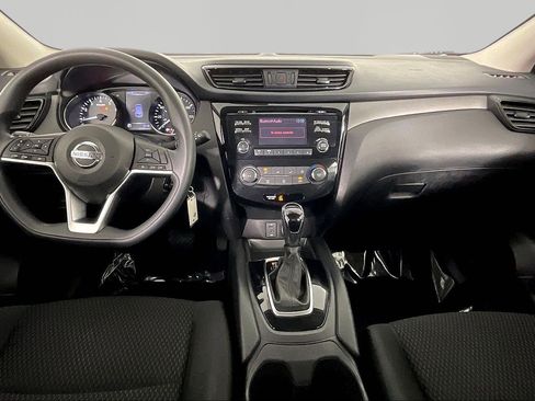 Used 2018 Nissan Rogue Sport S FWD image 7