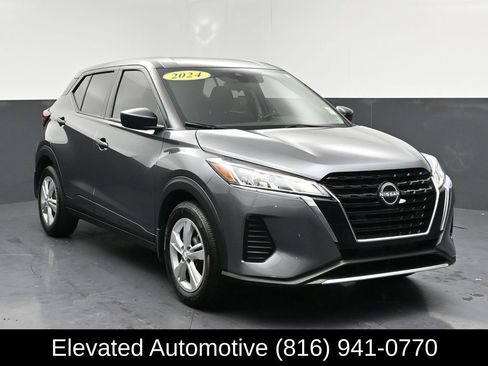 Used 2024 Nissan Kicks S FWD image 1