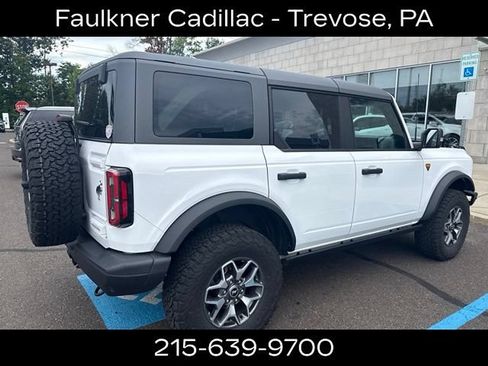 Used 2024 Ford Bronco Badlands AWD/4WD image 3