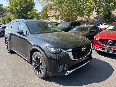 Used 2026 MAZDA CX-90 Plug-In Hybrid w/ Premium Plus AWD/4WD image 3