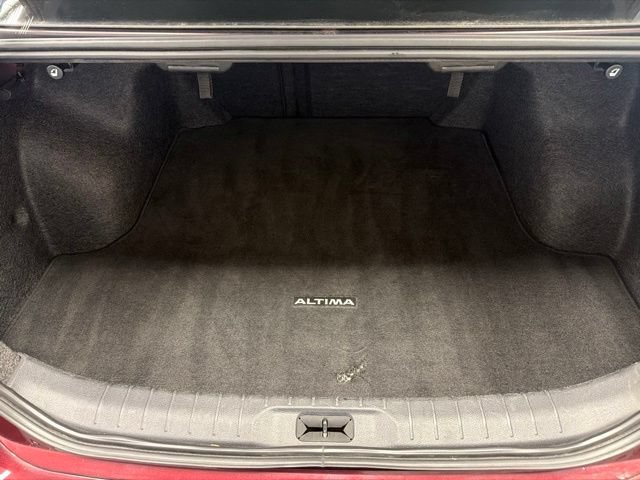 Used 2024 Nissan Altima 2.5 SV FWD image 26