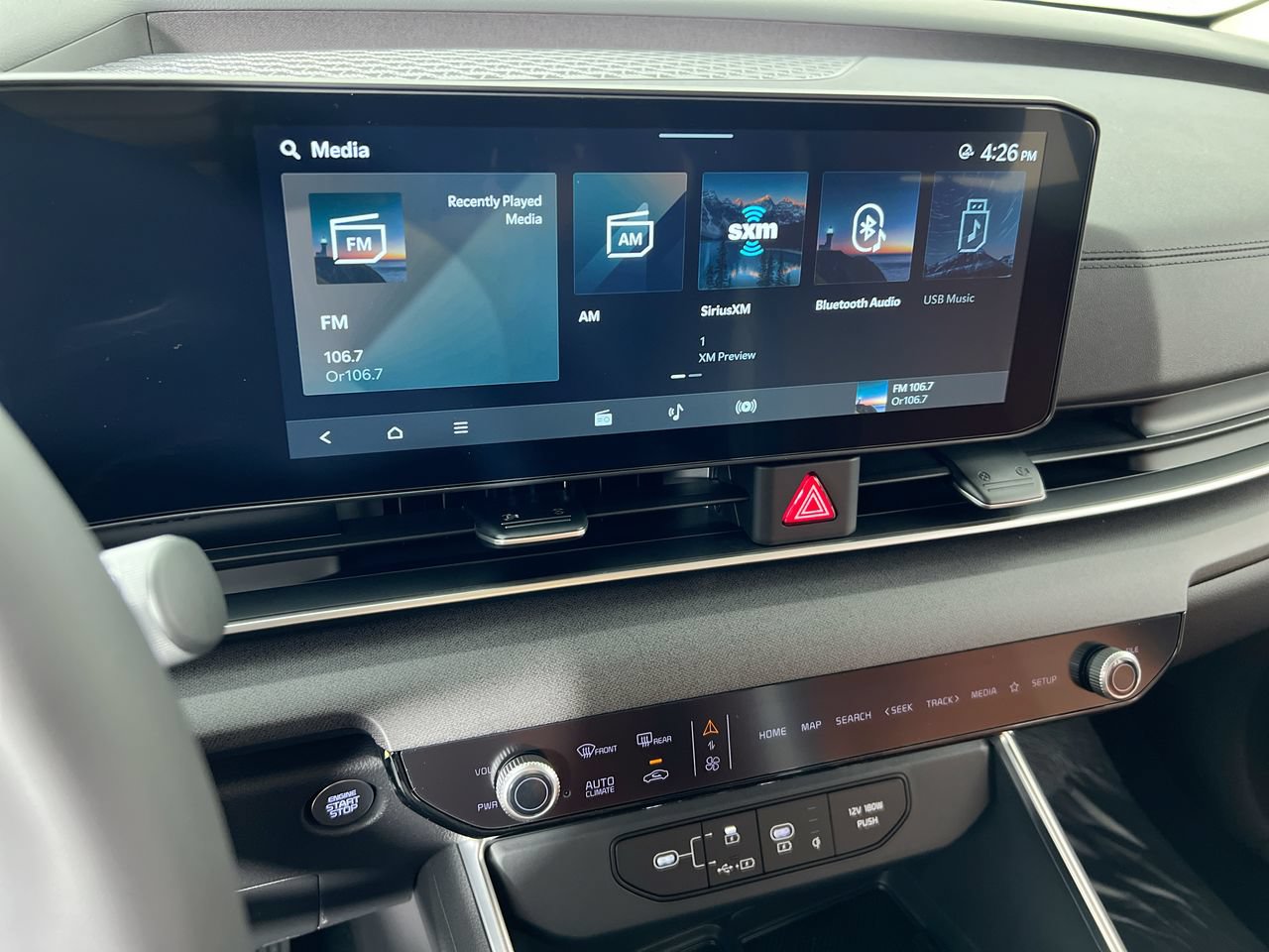 New 2026 Kia Carnival EX FWD image 25