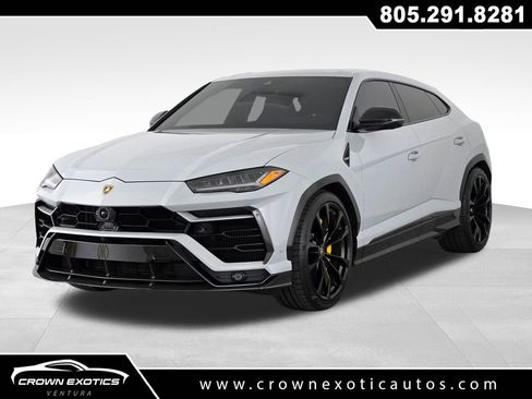 Used 2022 Lamborghini Urus AWD/4WD image 3