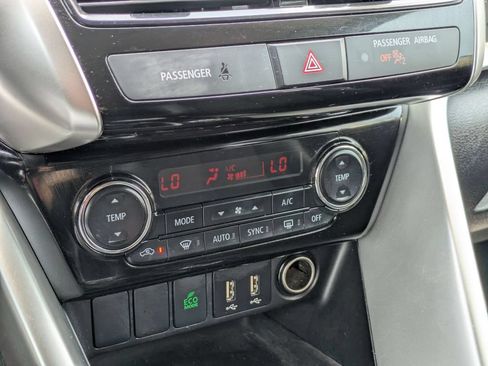 Used 2025 Mitsubishi Eclipse Cross SE AWD/4WD image 17