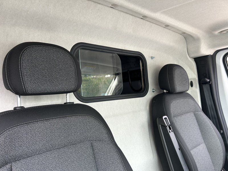 Used 2024 RAM ProMaster 2500 w/ Power Group FWD image 18