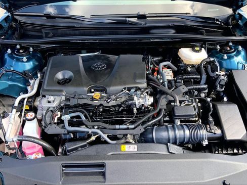 Certified 2025 Toyota Camry SE image 31