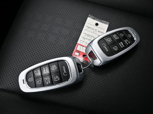 Used 2023 Hyundai Ioniq 5 Limited w/ Cargo Package image 39